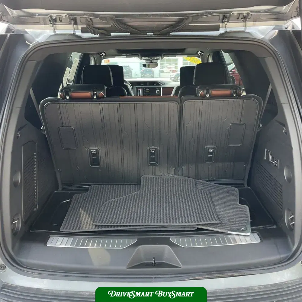 2024 GMC Yukon Denali Ultimate
