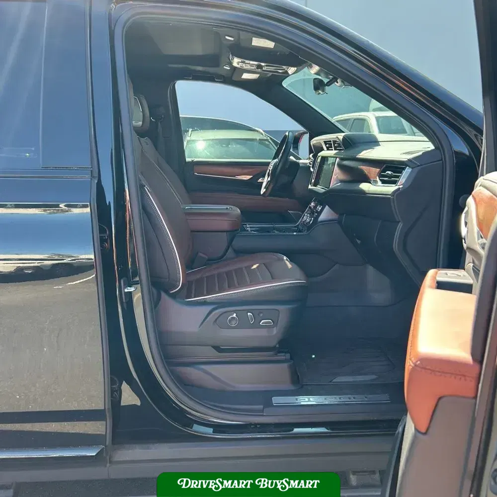 2023 GMC Yukon Denali Ultimate