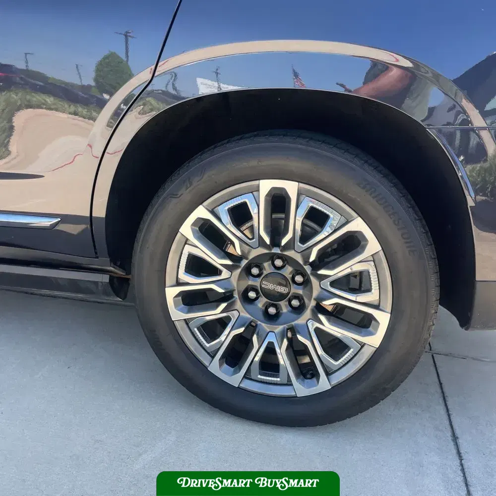 2023 GMC Yukon Denali Ultimate