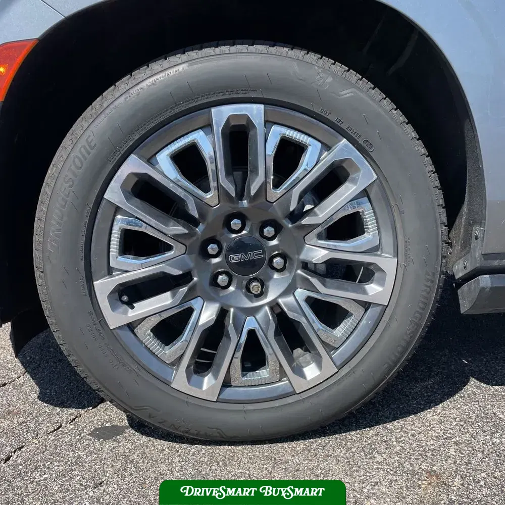 2023 GMC Yukon Denali Ultimate