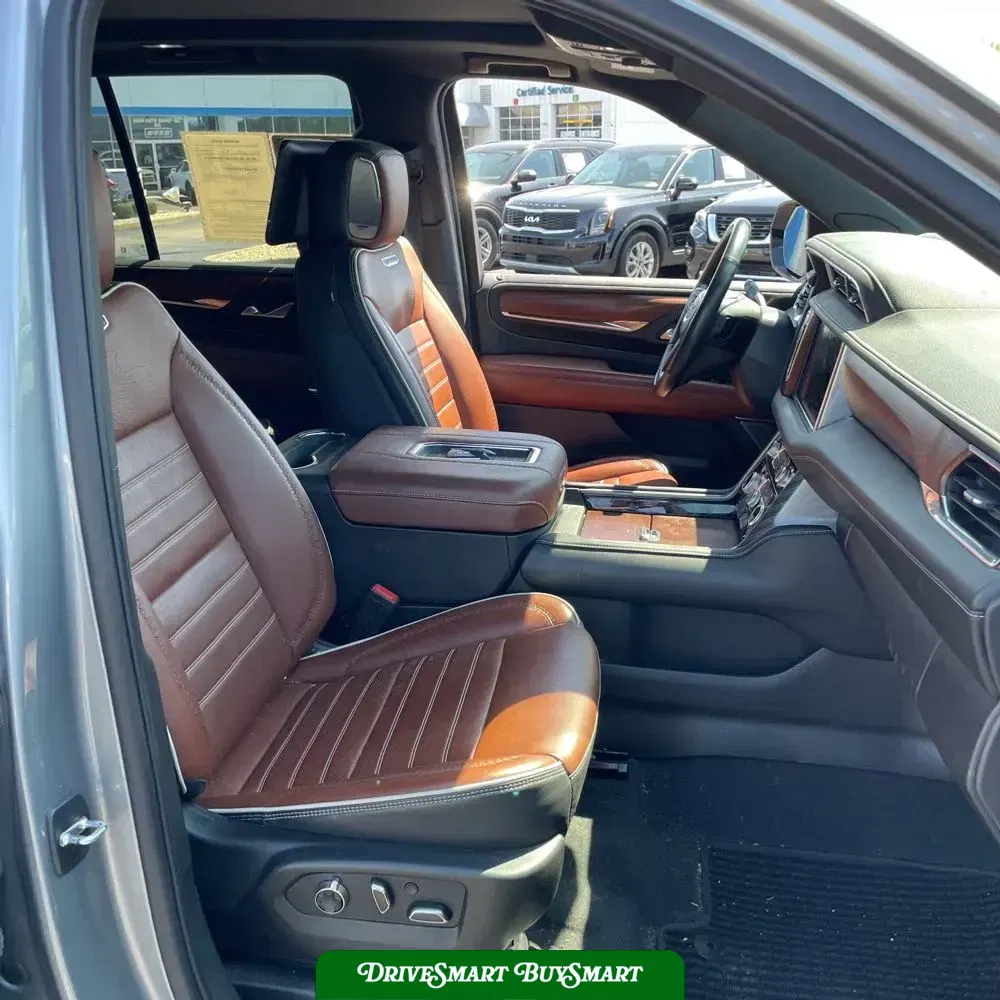 2023 GMC Yukon Denali Ultimate