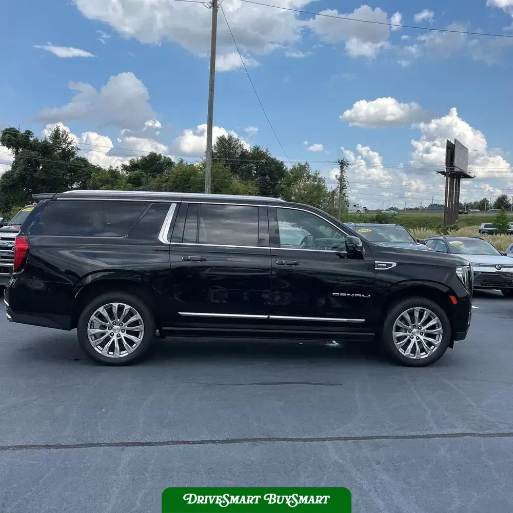 2022 GMC Yukon XL Denali
