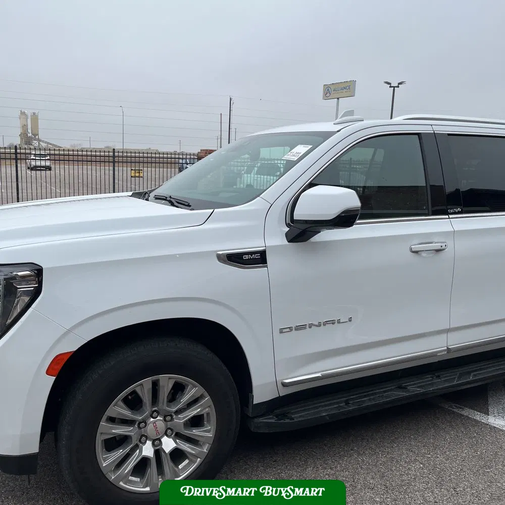 2023 GMC Yukon XL Denali