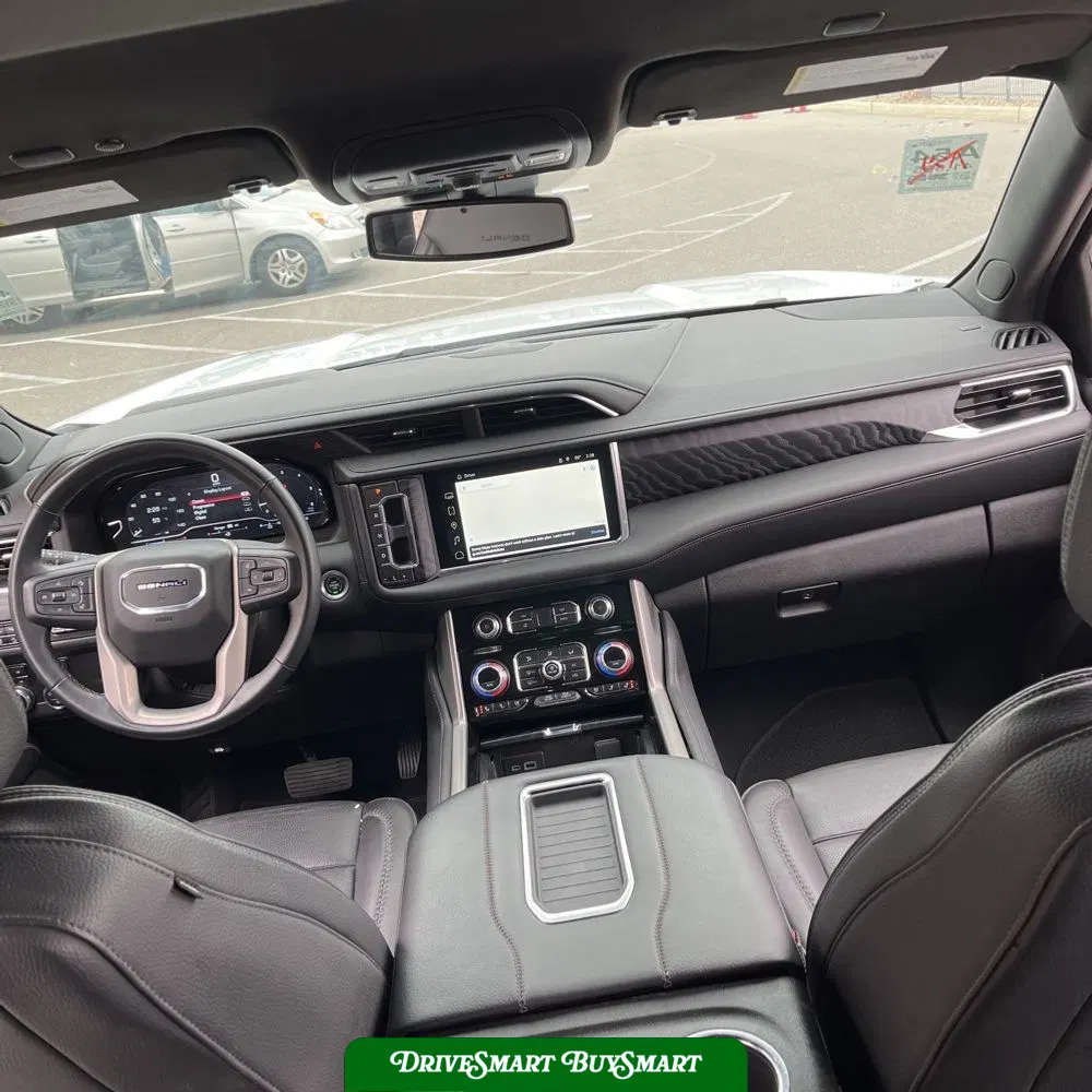 2023 GMC Yukon XL Denali
