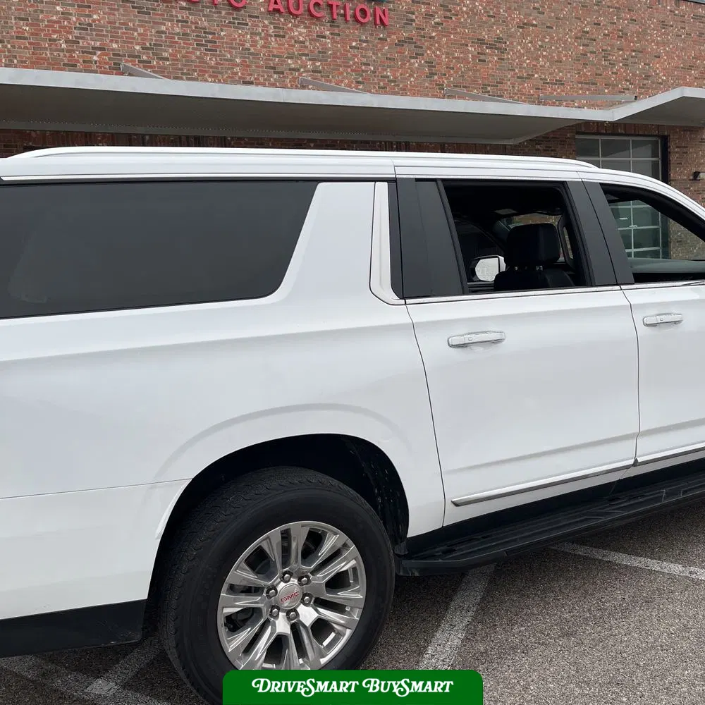 2023 GMC Yukon XL Denali