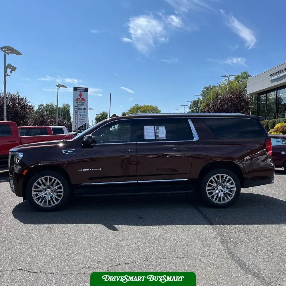 2023 GMC Yukon XL Denali