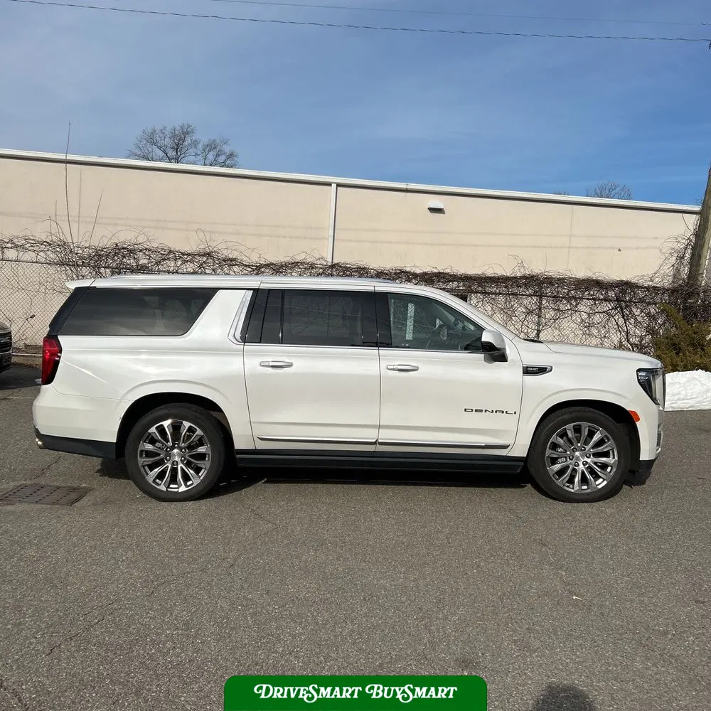 2022 GMC Yukon XL Denali