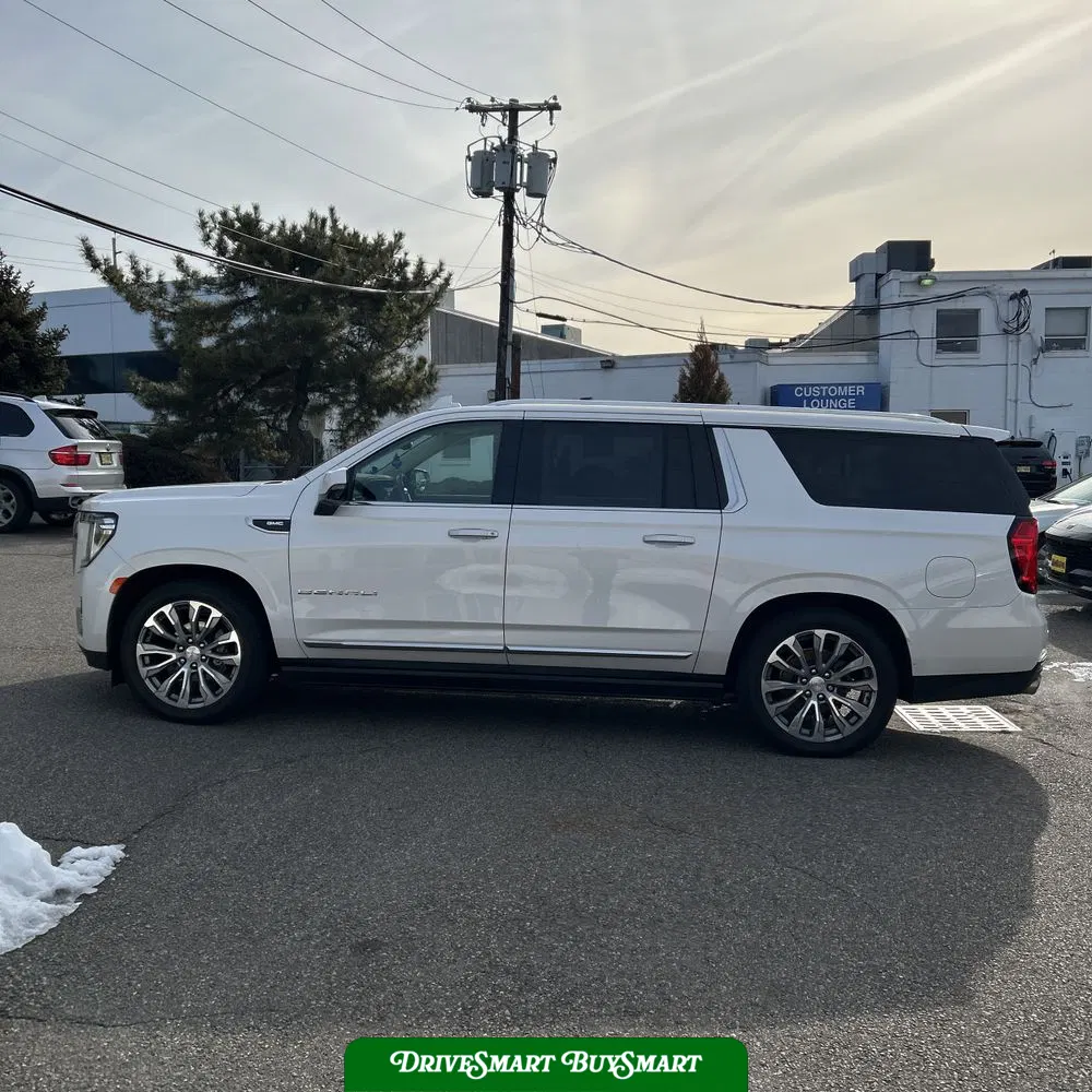 2022 GMC Yukon XL Denali