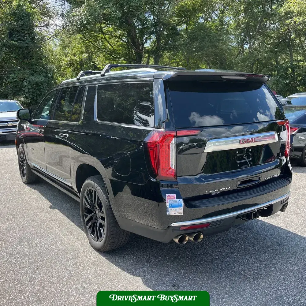 2023 GMC Yukon XL Denali