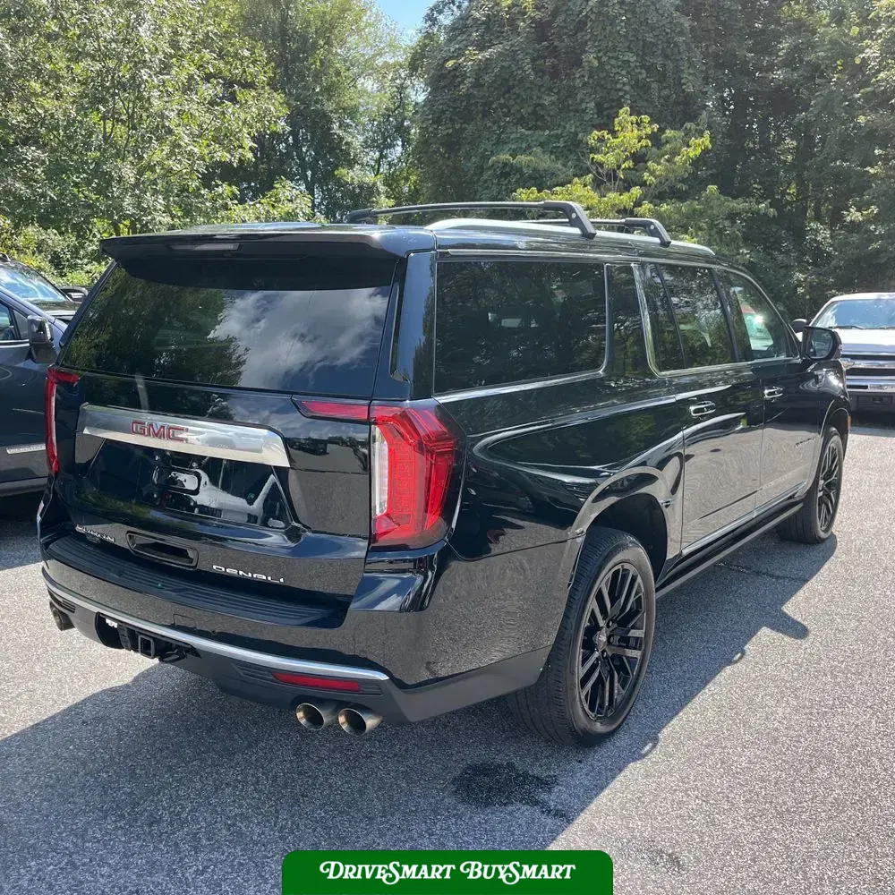 2023 GMC Yukon XL Denali