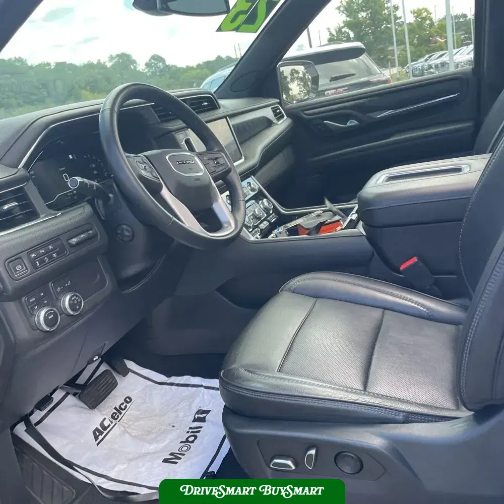 2023 GMC Yukon XL Denali