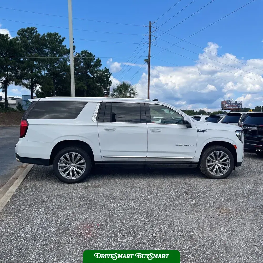 2023 GMC Yukon XL Denali