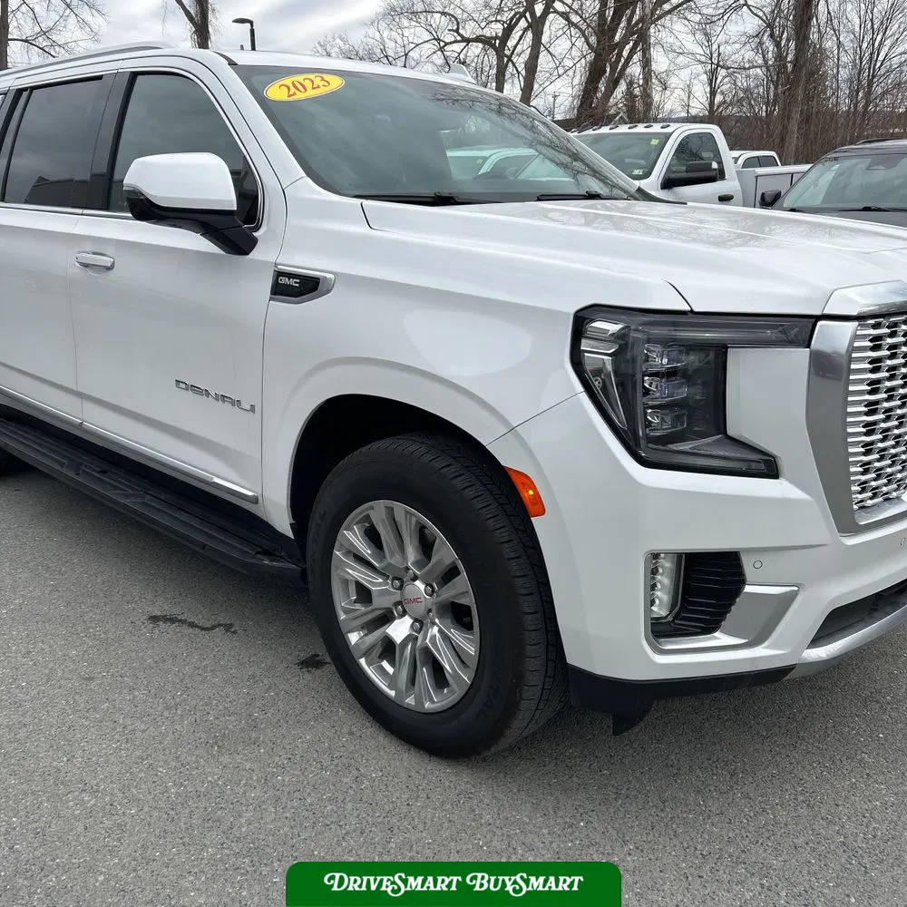 2023 GMC Yukon XL Denali