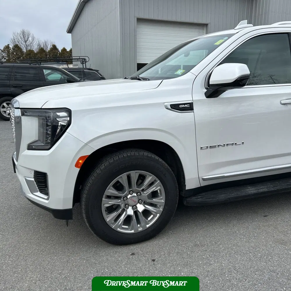 2023 GMC Yukon XL Denali