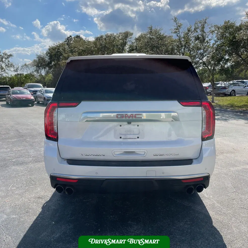 2023 GMC Yukon XL Denali