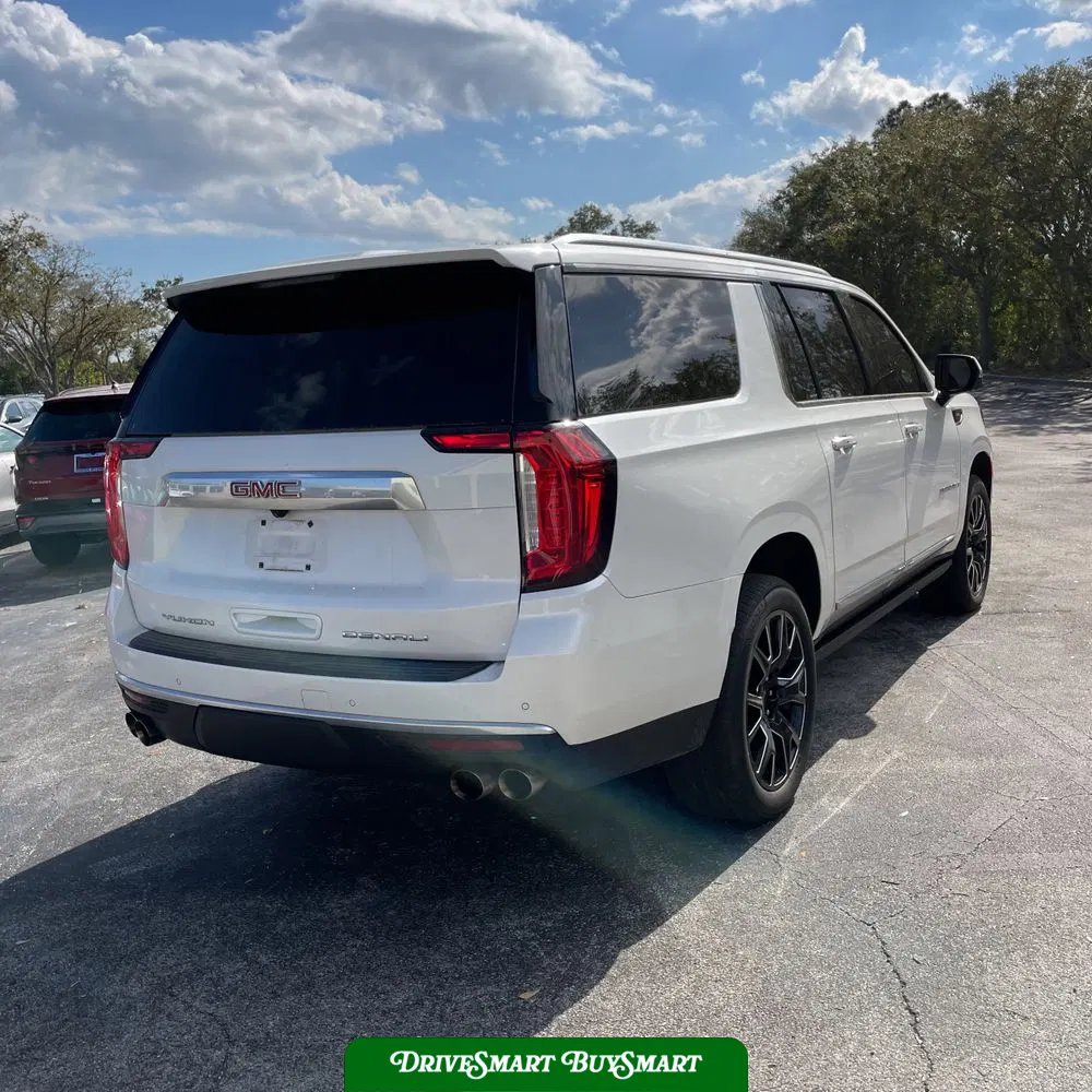 2023 GMC Yukon XL Denali