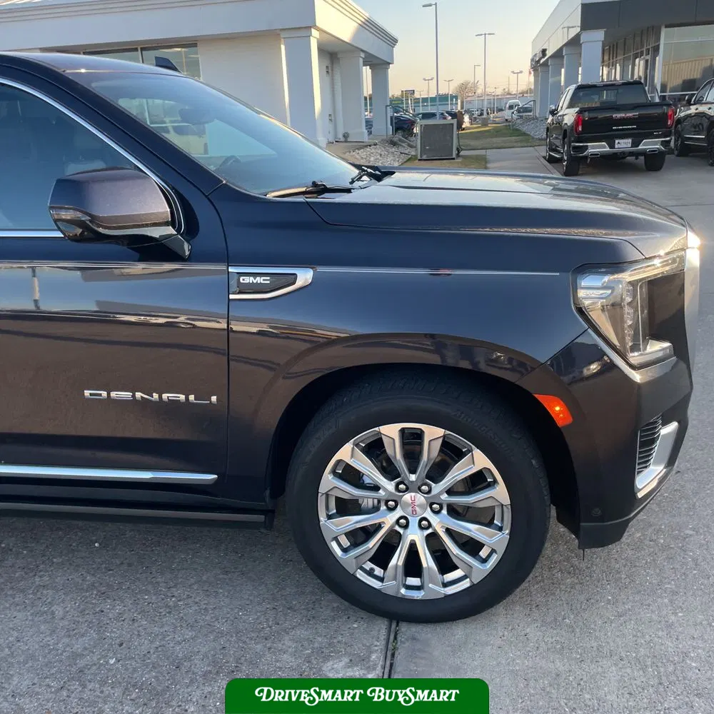2023 GMC Yukon XL Denali