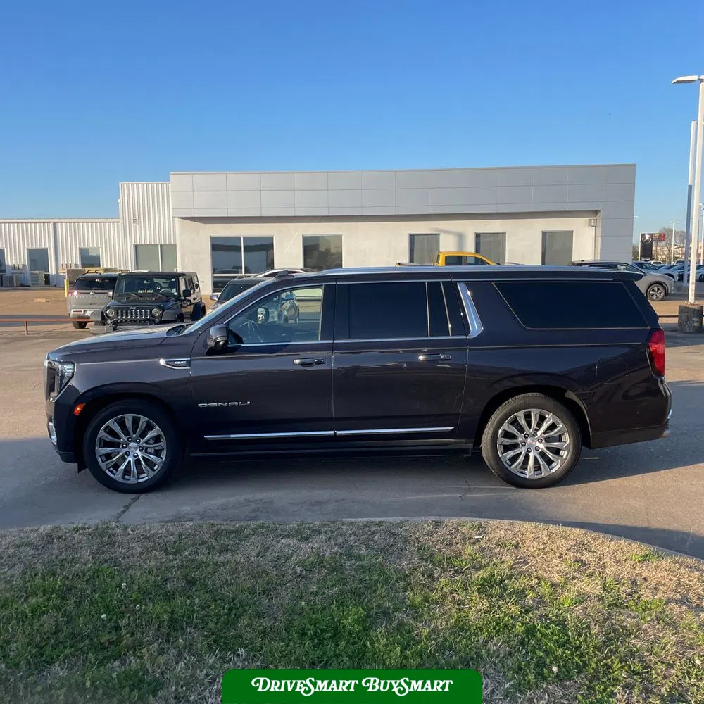 2023 GMC Yukon XL Denali