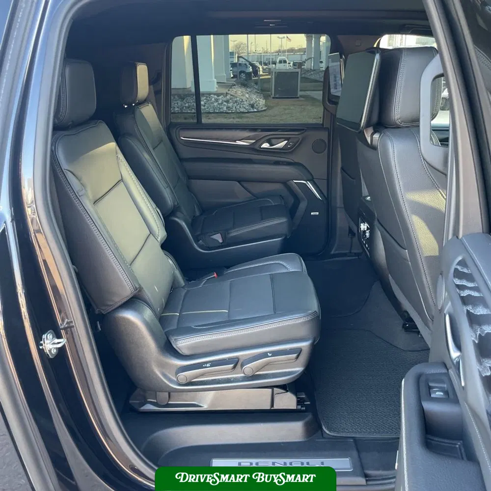 2023 GMC Yukon XL Denali
