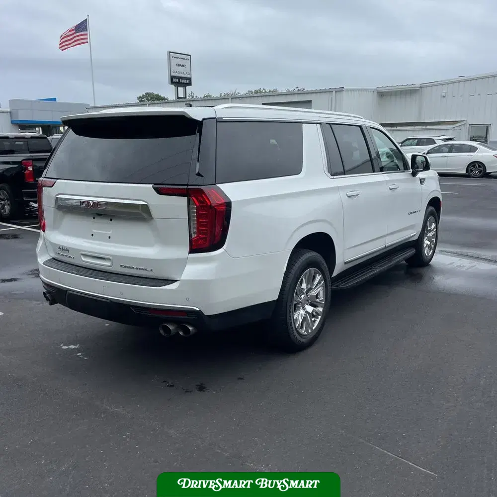 2022 GMC Yukon XL Denali
