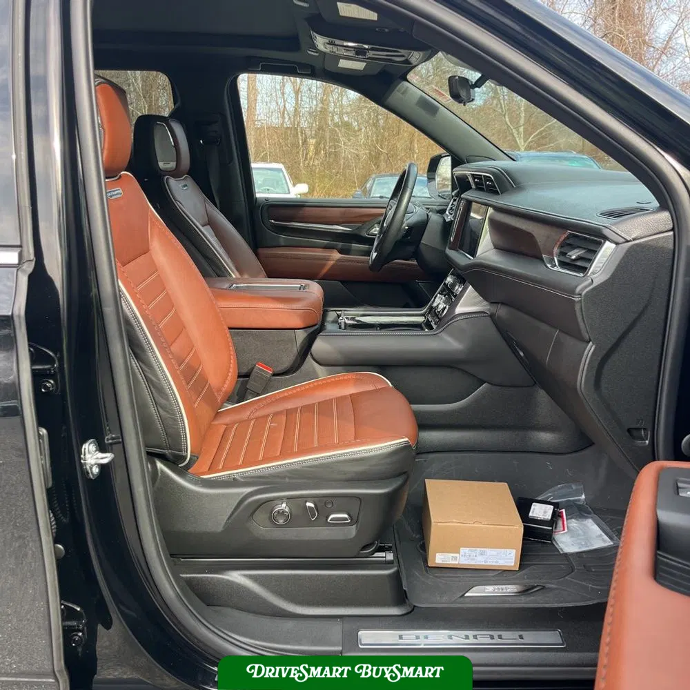 2023 GMC Yukon XL Denali Ultimate