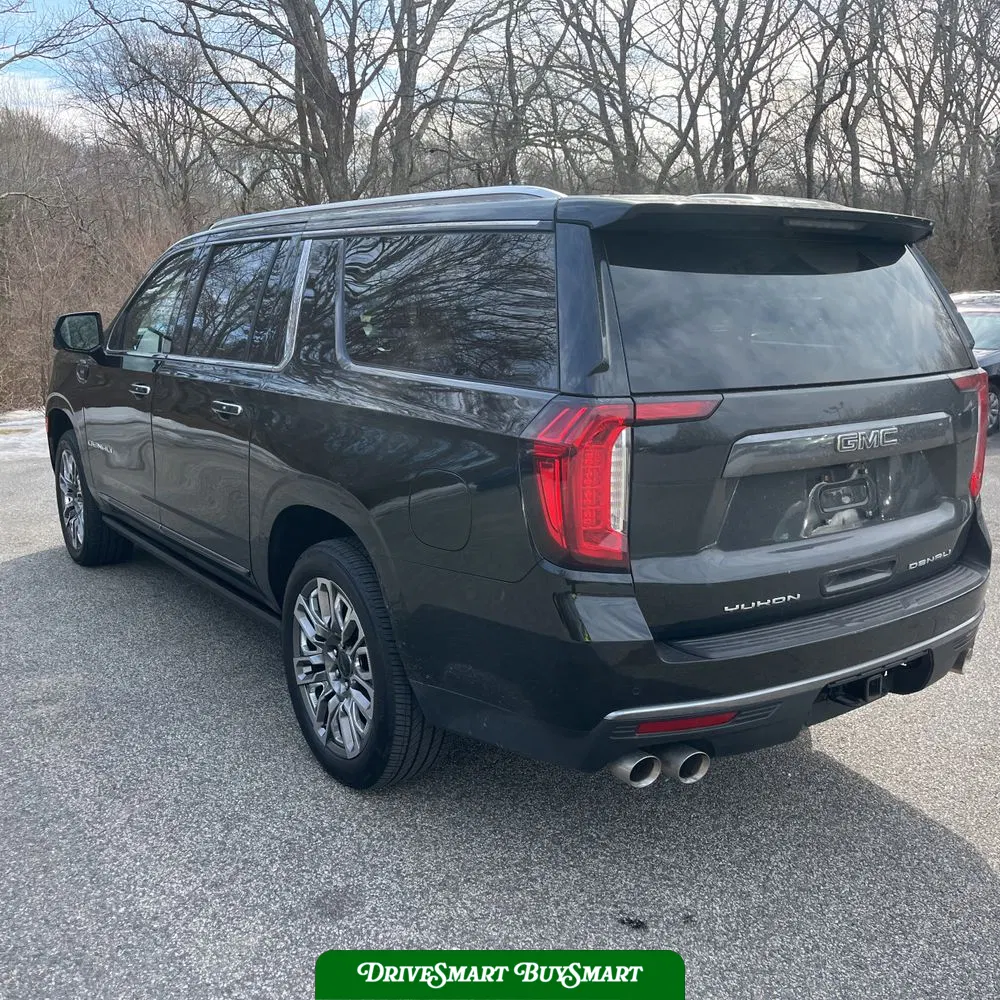 2023 GMC Yukon XL Denali Ultimate