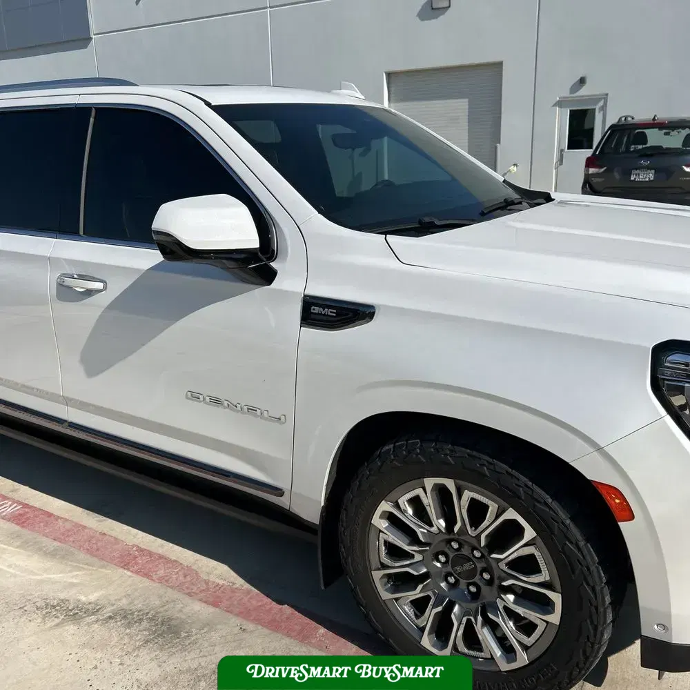 2023 GMC Yukon XL Denali Ultimate