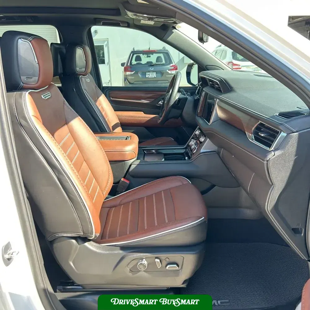 2023 GMC Yukon XL Denali Ultimate