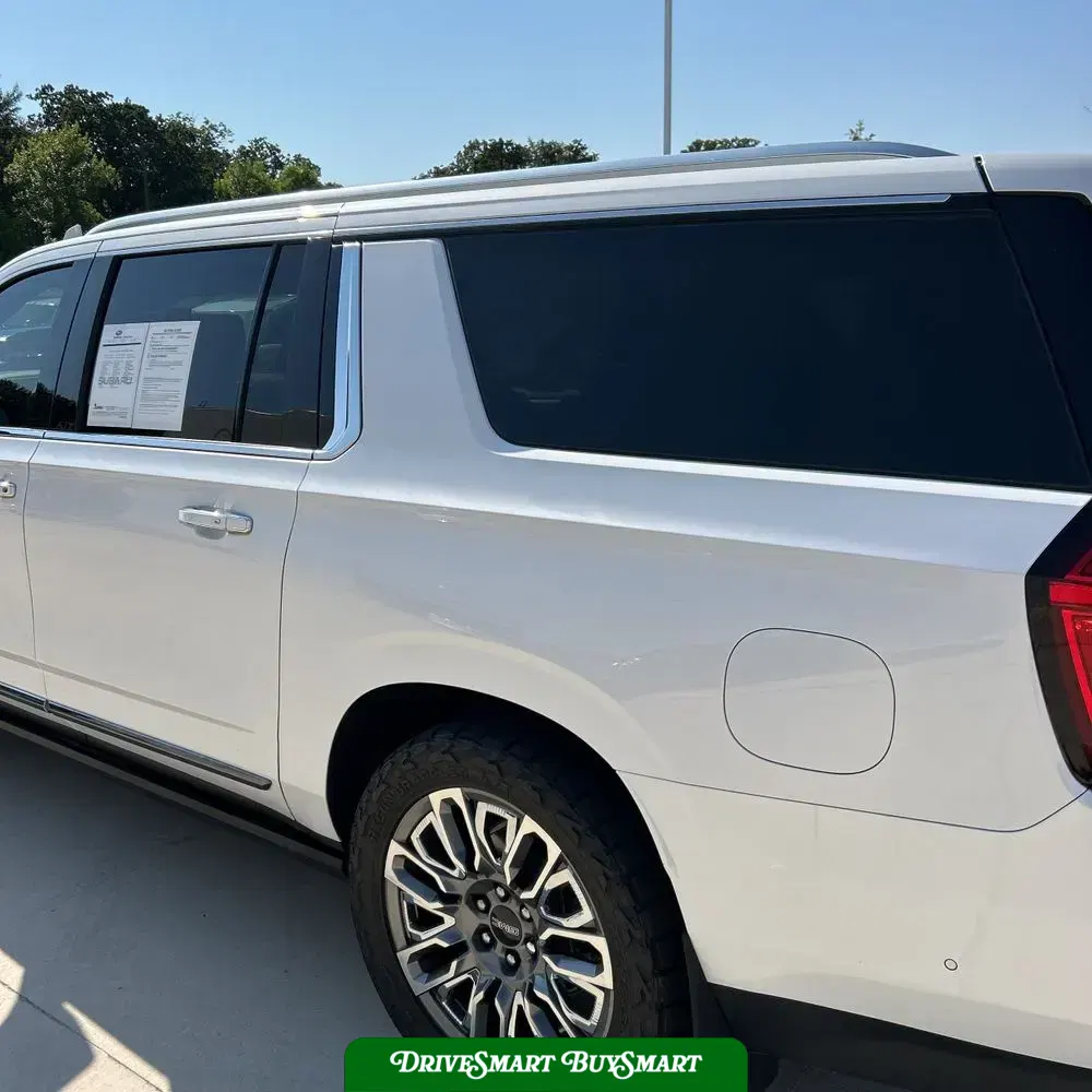 2023 GMC Yukon XL Denali Ultimate