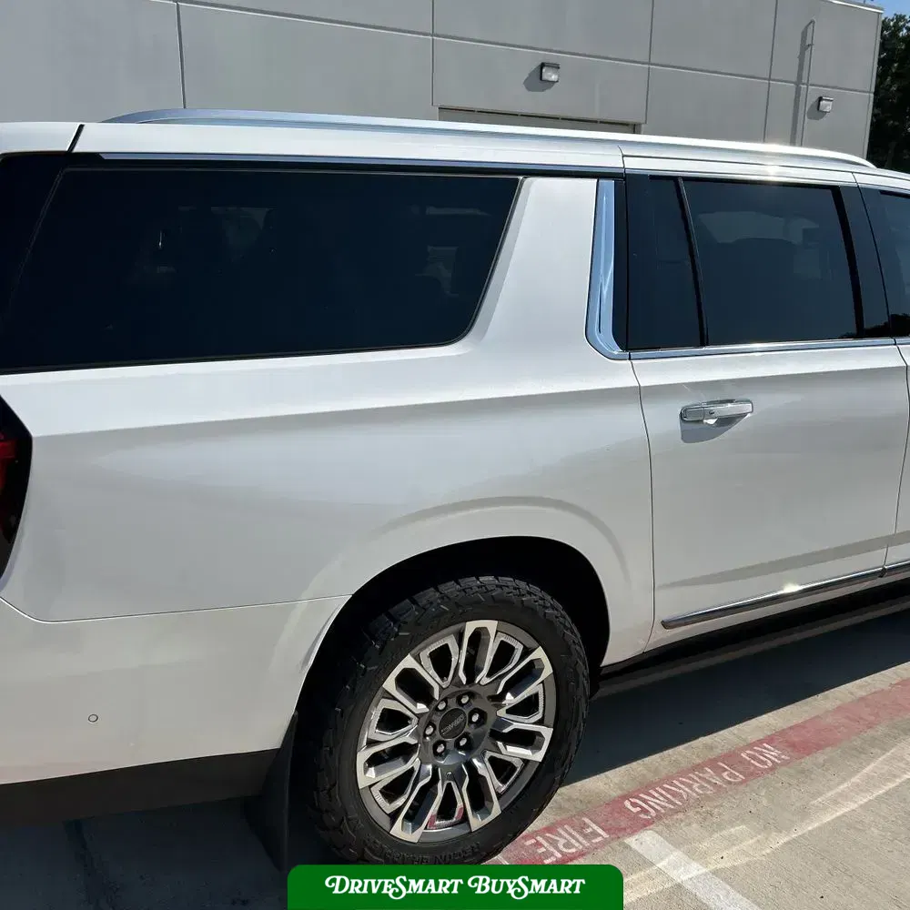 2023 GMC Yukon XL Denali Ultimate