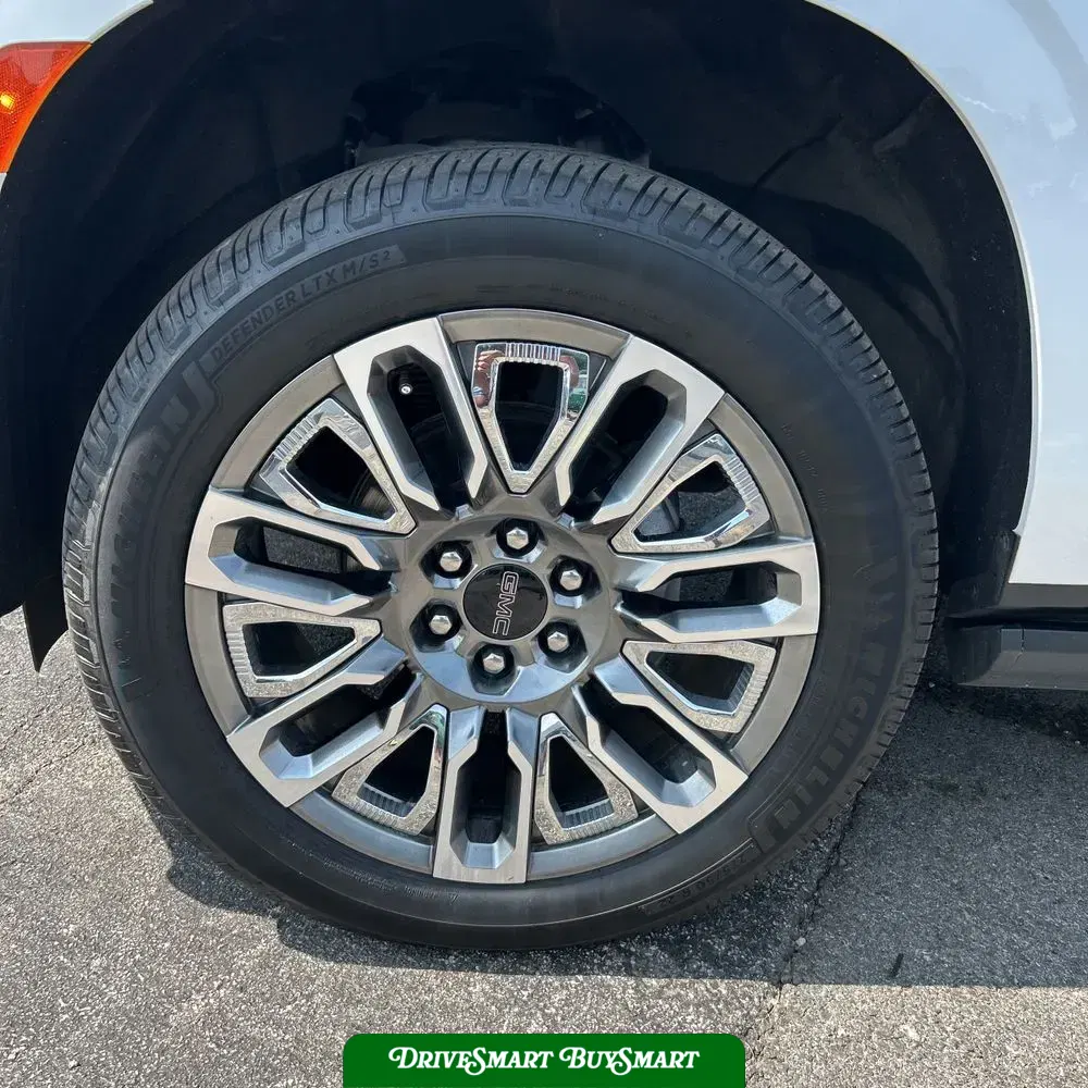 2023 GMC Yukon XL Denali Ultimate