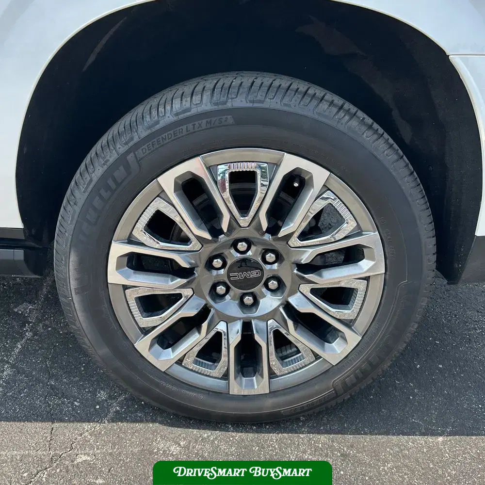 2023 GMC Yukon XL Denali Ultimate