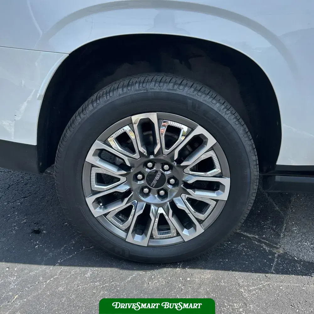 2023 GMC Yukon XL Denali Ultimate