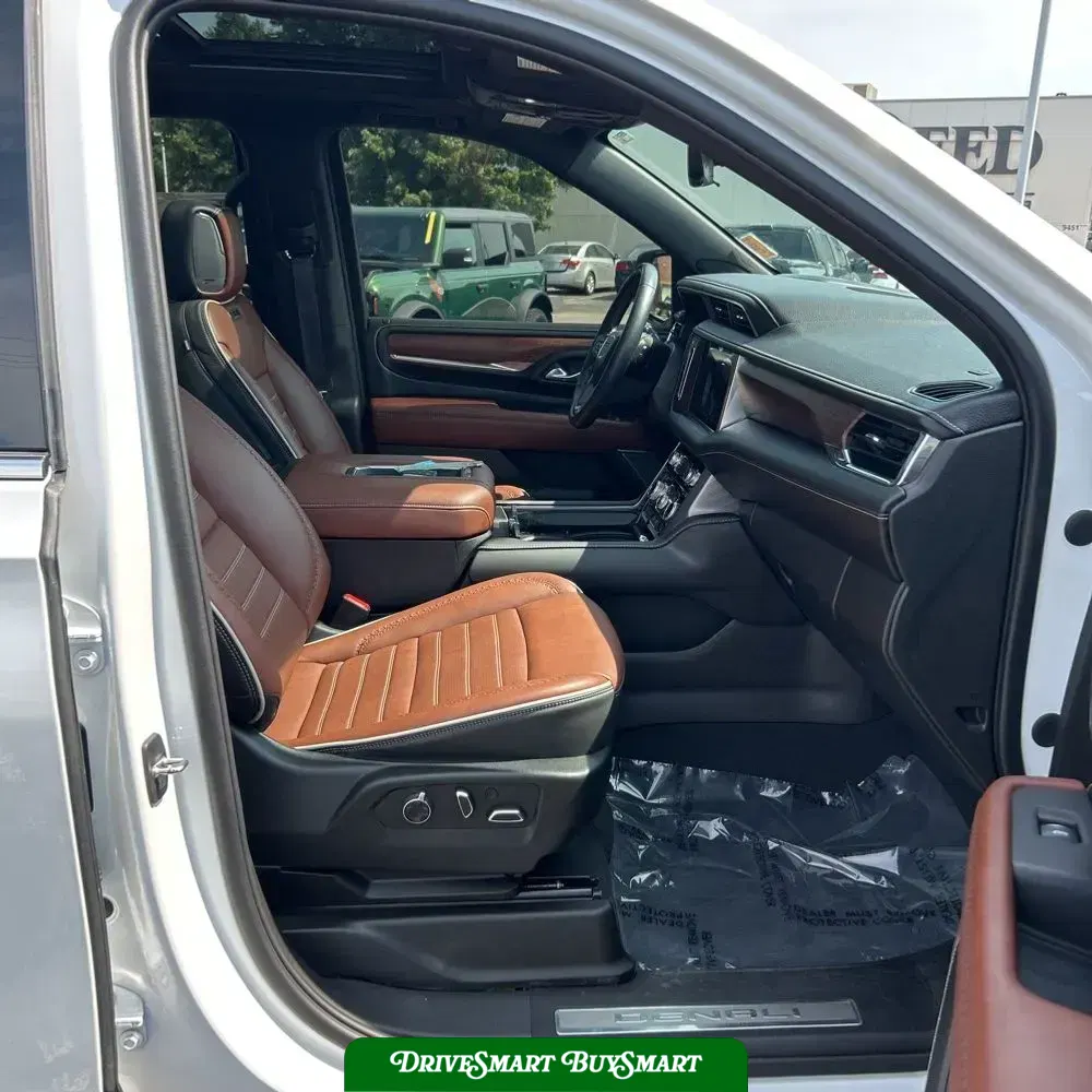 2023 GMC Yukon XL Denali Ultimate
