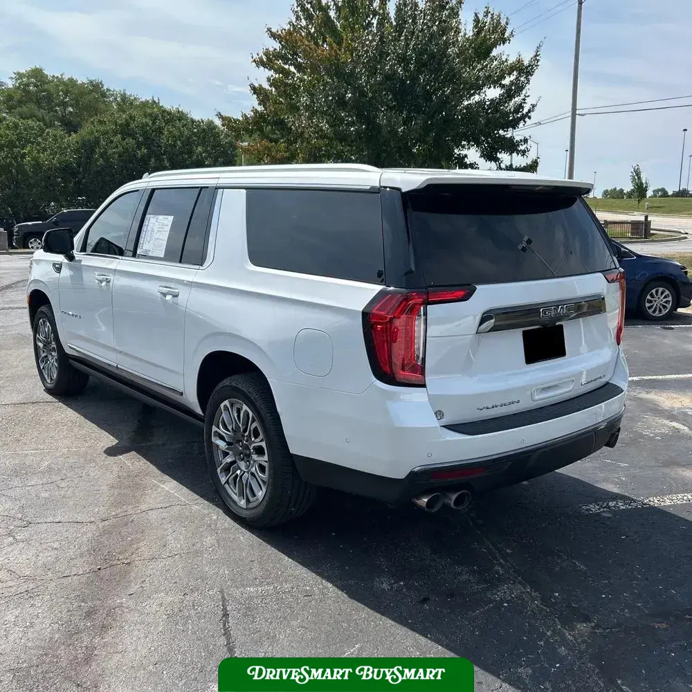 2023 GMC Yukon XL Denali Ultimate