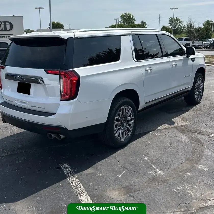 2023 GMC Yukon XL Denali Ultimate