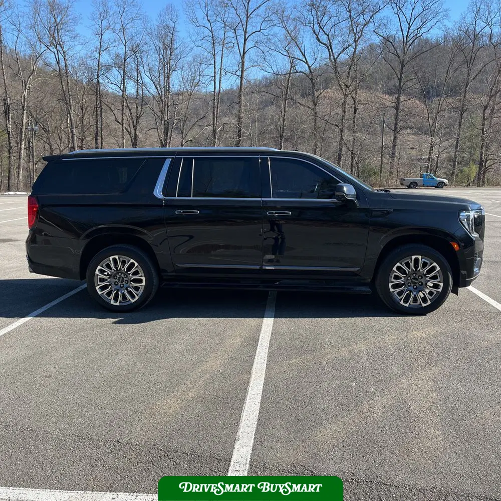 2023 GMC Yukon XL Denali Ultimate