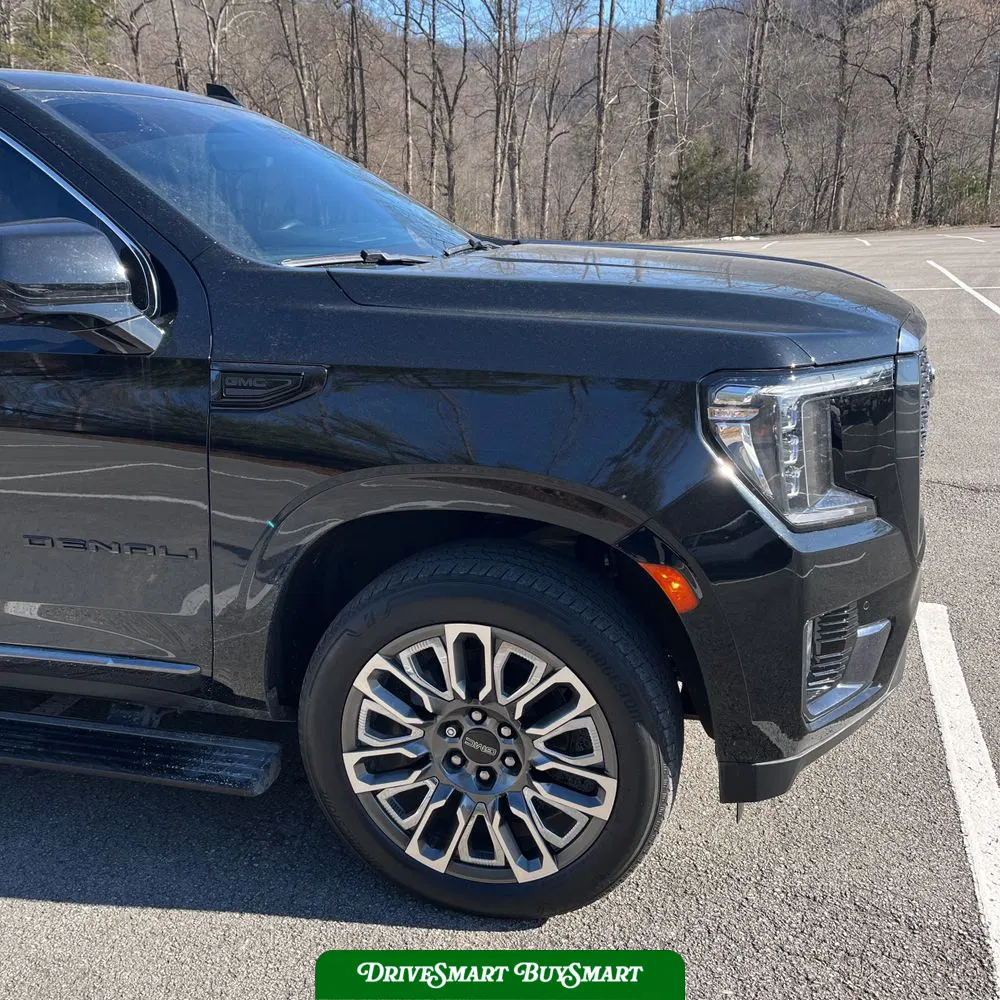 2023 GMC Yukon XL Denali Ultimate