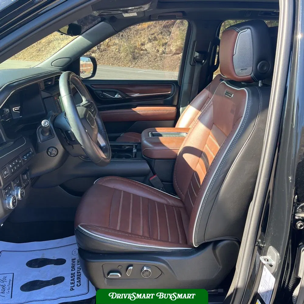 2023 GMC Yukon XL Denali Ultimate