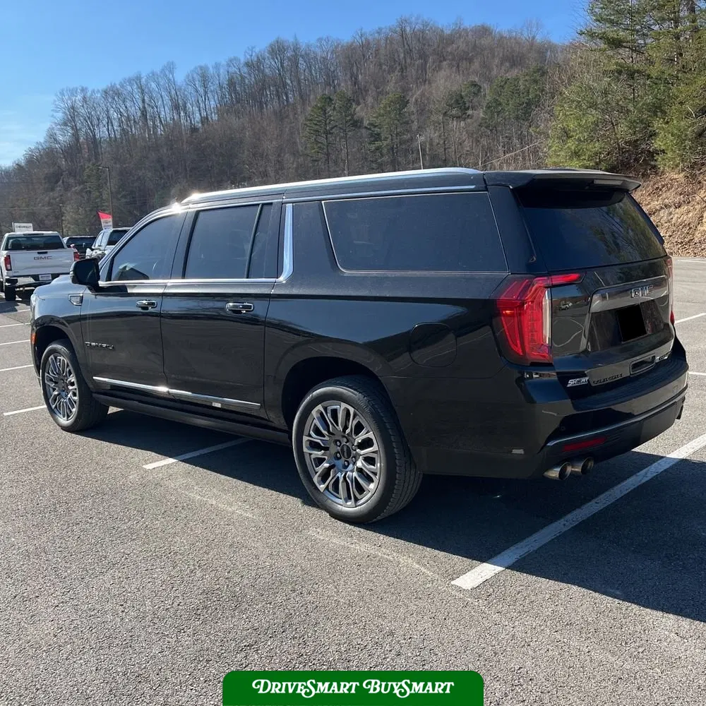 2023 GMC Yukon XL Denali Ultimate