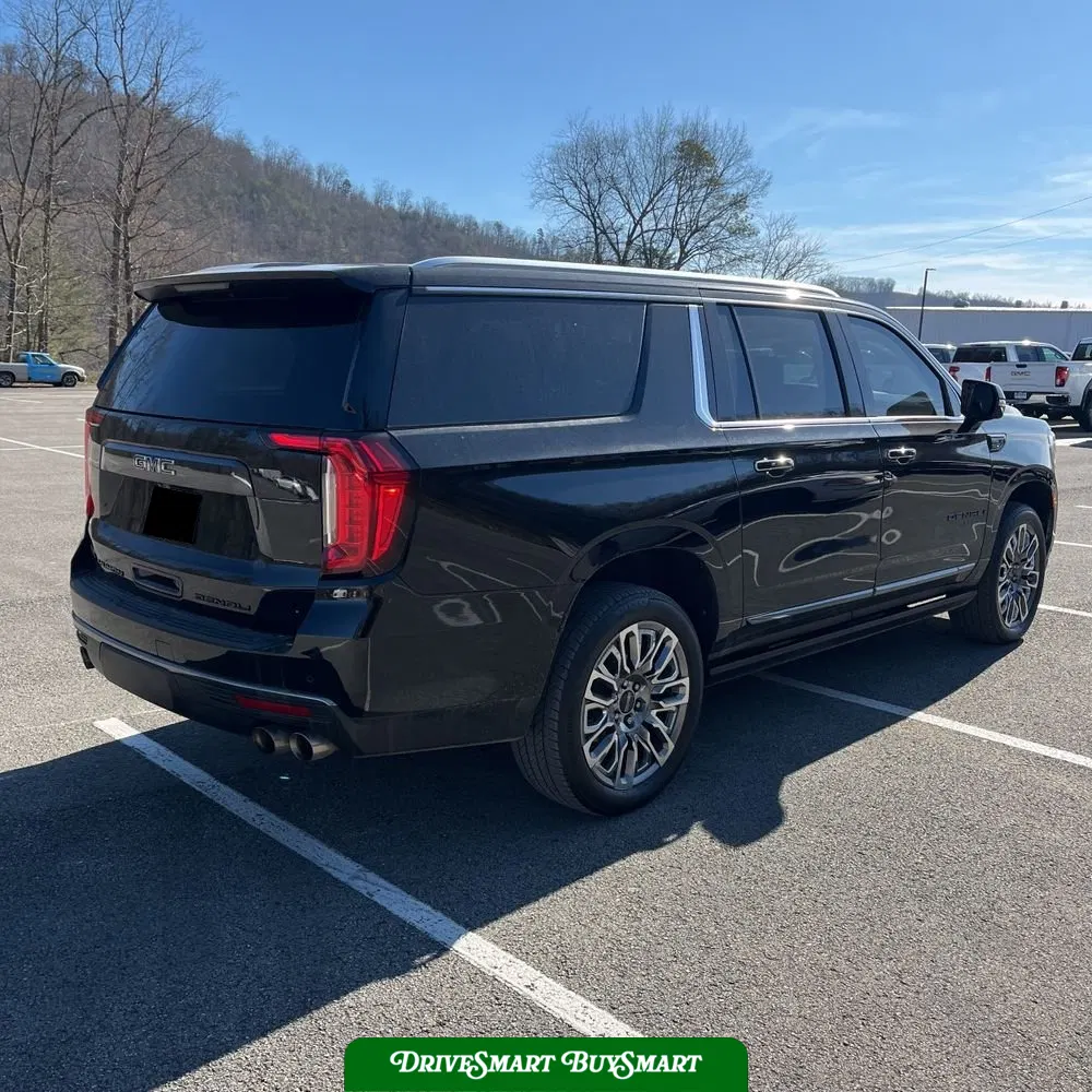 2023 GMC Yukon XL Denali Ultimate