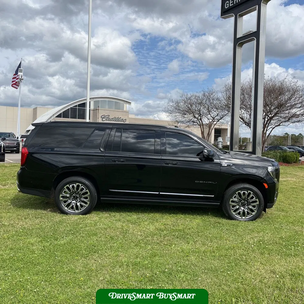 2023 GMC Yukon XL Denali Ultimate