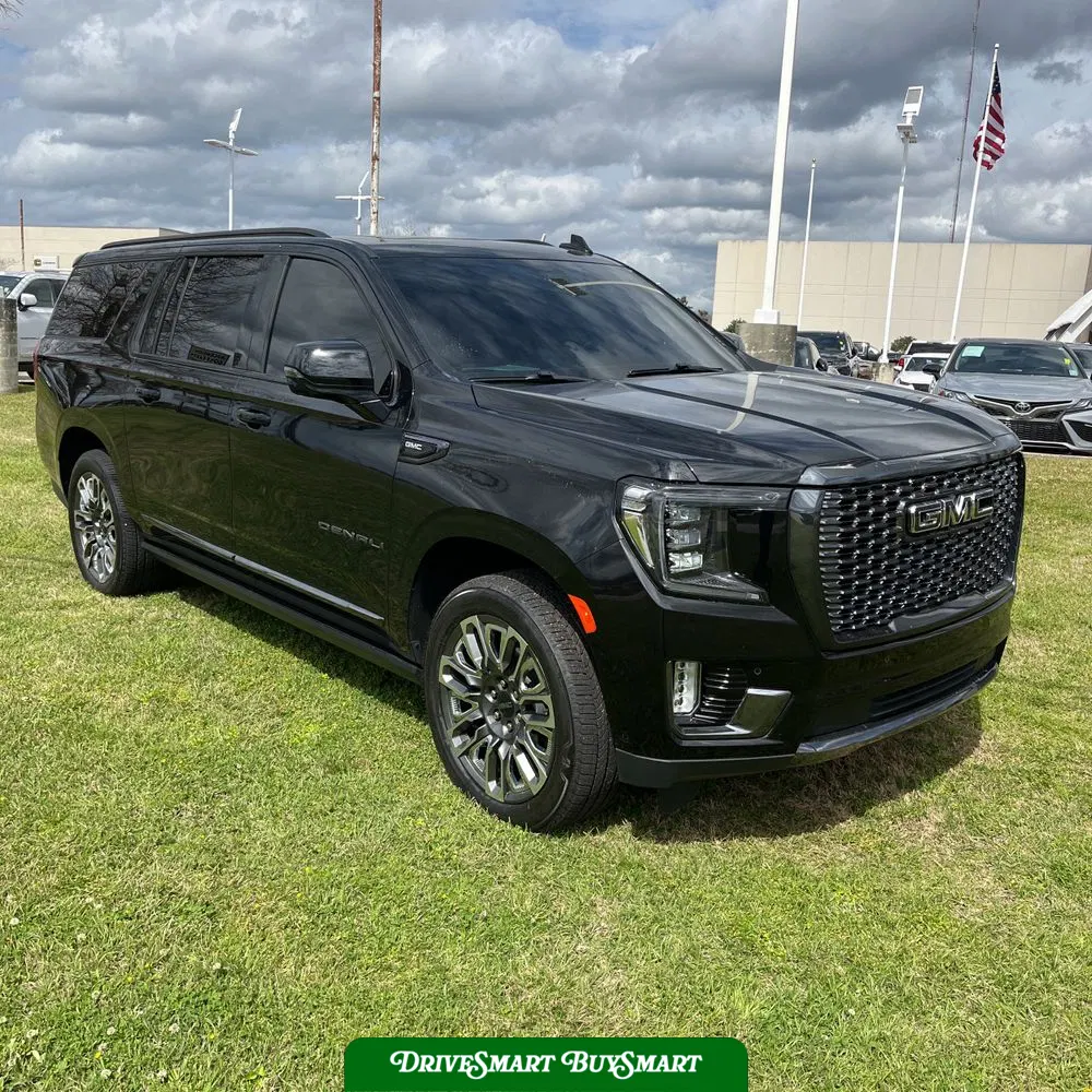 2023 GMC Yukon XL Denali Ultimate