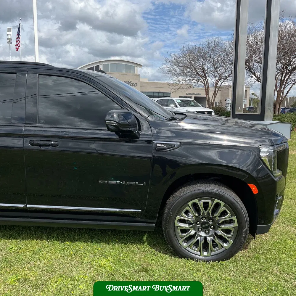 2023 GMC Yukon XL Denali Ultimate