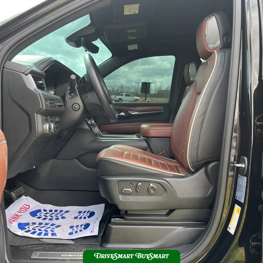 2023 GMC Yukon XL Denali Ultimate