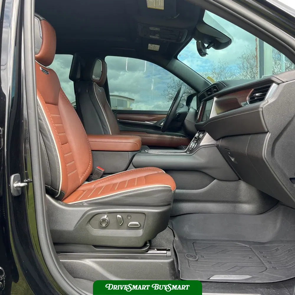 2023 GMC Yukon XL Denali Ultimate