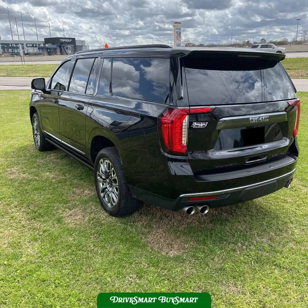 2023 GMC Yukon XL Denali Ultimate