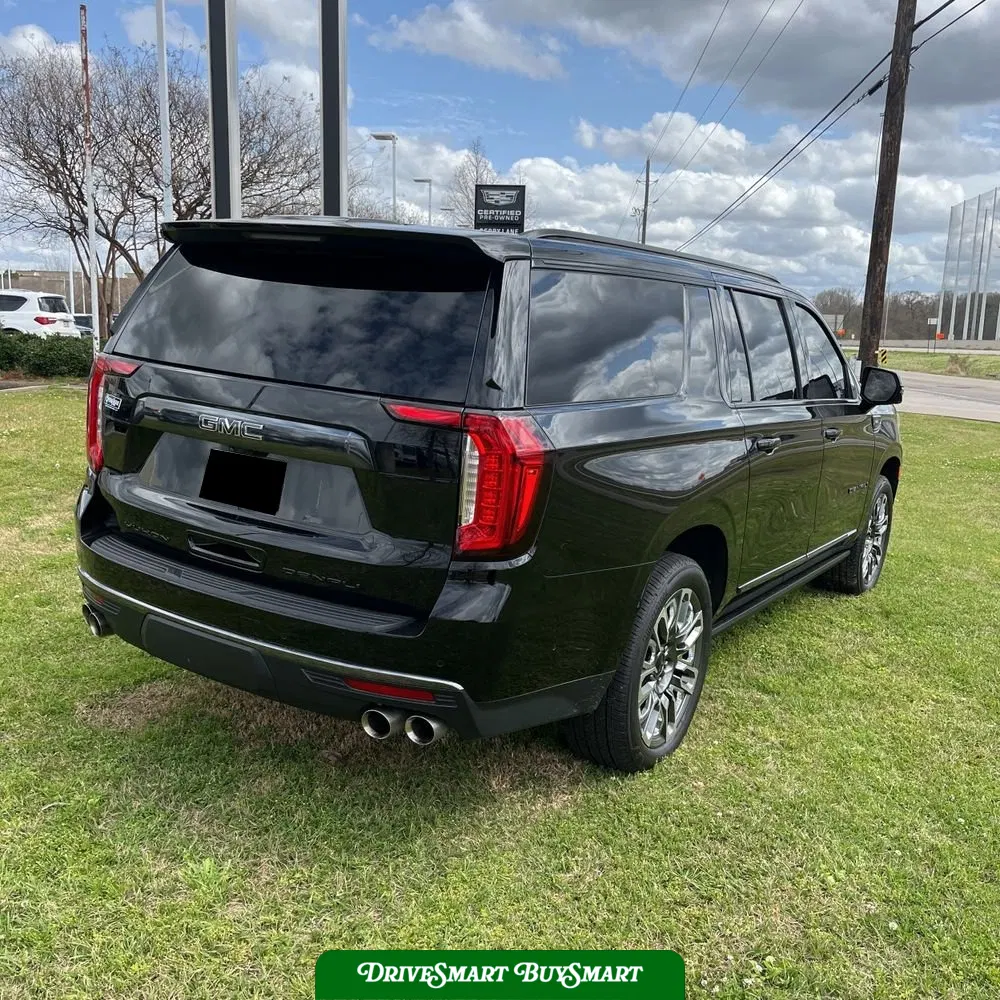 2023 GMC Yukon XL Denali Ultimate