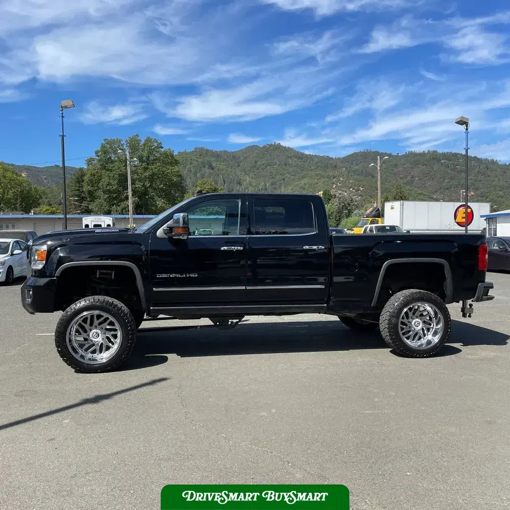 2017 GMC Sierra 2500HD Denali
