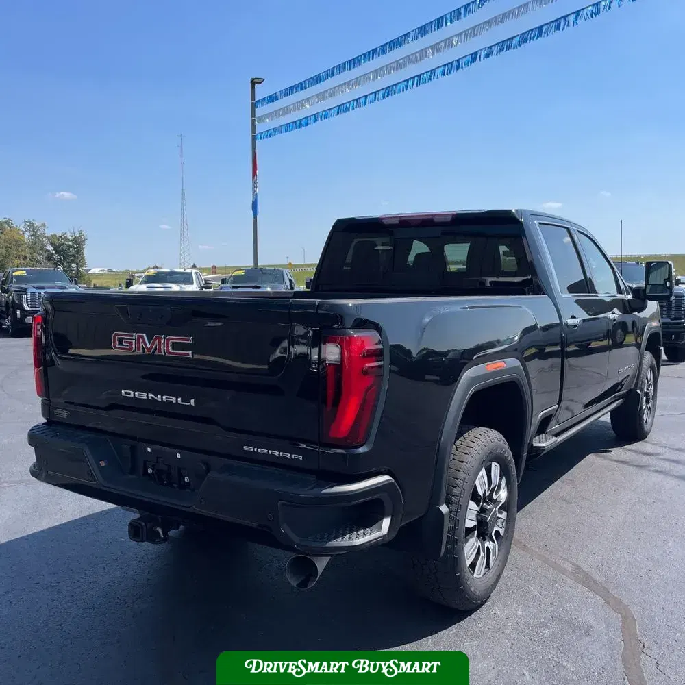 2024 GMC Sierra 2500 Denali